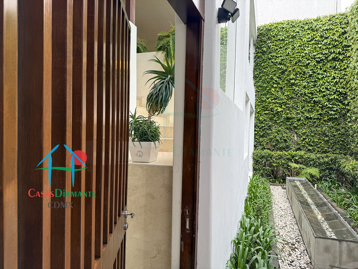 Jardines del Pedregal Casa Rivera EJ - Acceso 10